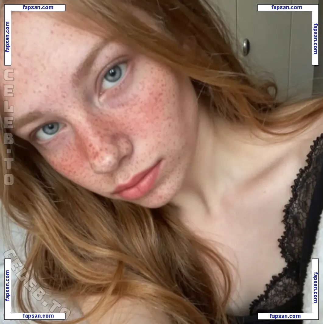 Alaskafreckles Alaskafawn nude photo #0001 from OnlyFans