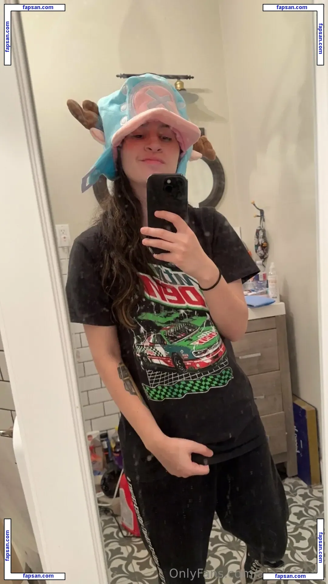 alaskazade nude photo #0054 from OnlyFans