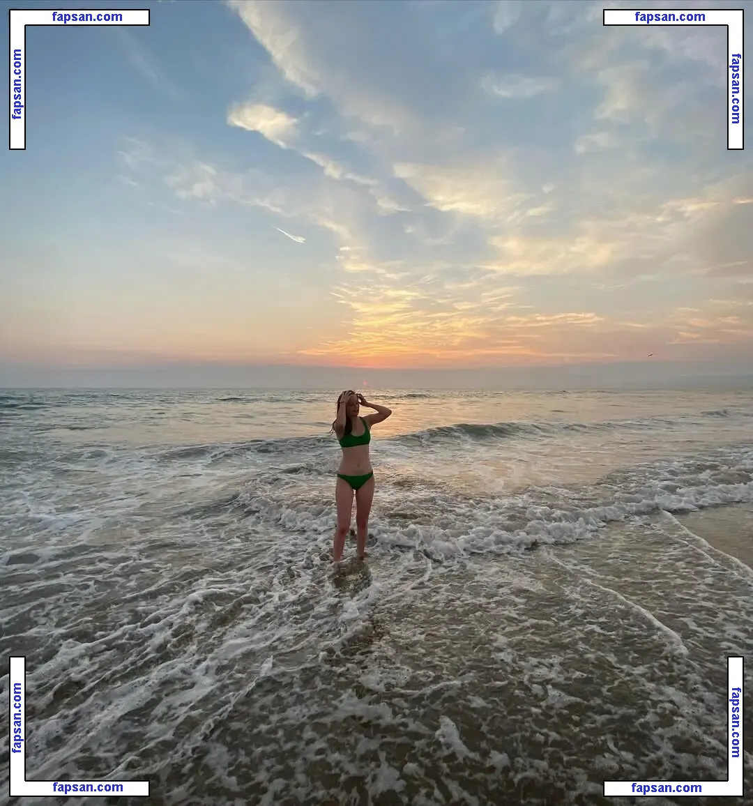 alchemisstic nude photo #0003 from OnlyFans