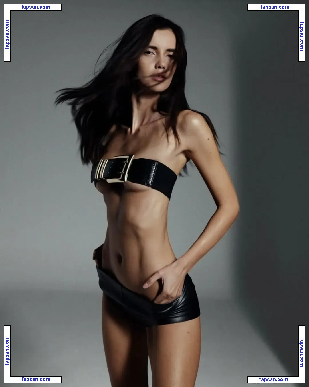 Aldrina Gashi голая фото #0016 с Онлифанс