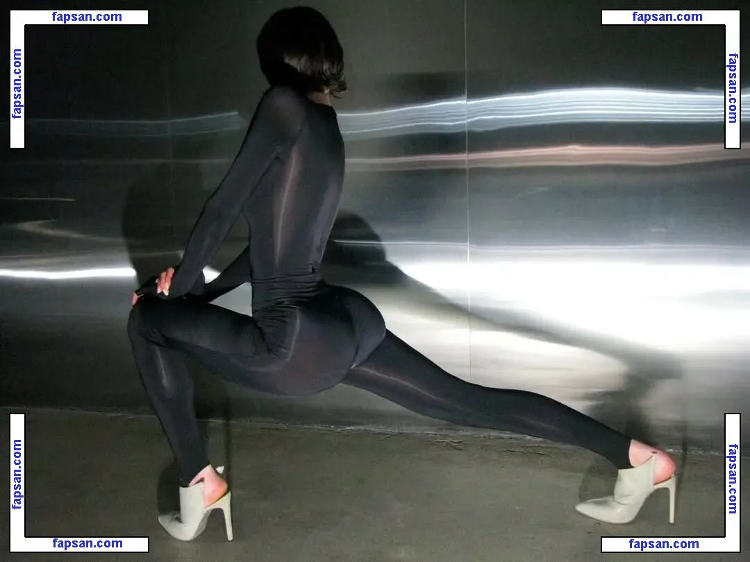 ale_kost nude photo #0003 from OnlyFans