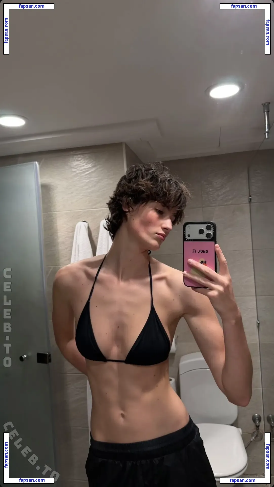 aleandrafrerk / ale4ndra nude photo #0022 from OnlyFans