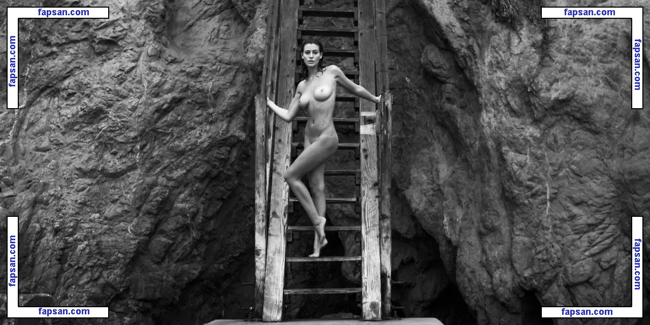 Alejandra Guilmant nude photo #0008 from OnlyFans