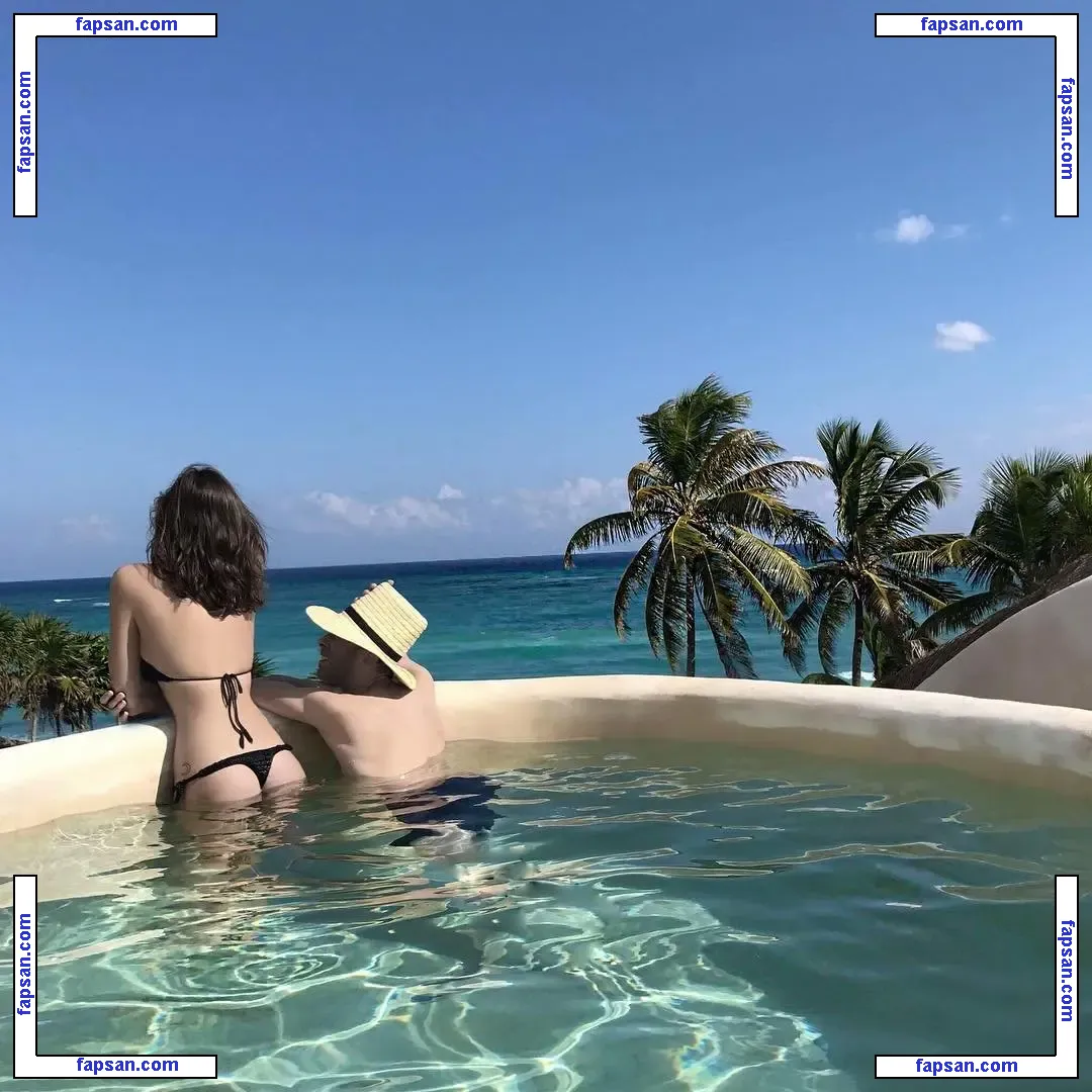 Alejandra Guilmant nude photo #0036 from OnlyFans