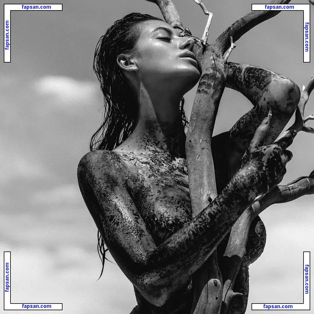 Alejandra Guilmant nude photo #0172 from OnlyFans