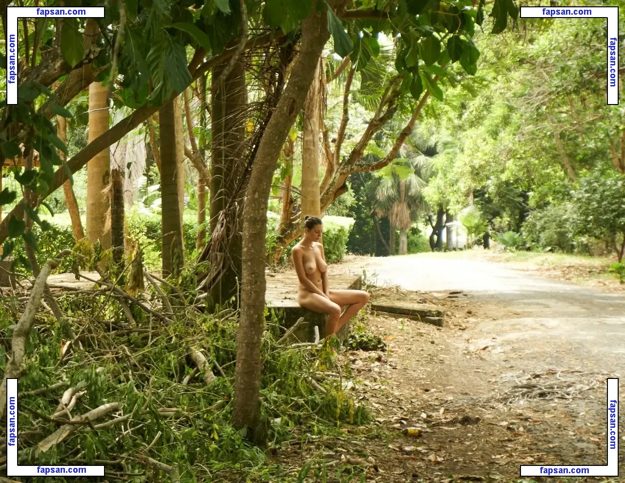 Alejandra Guilmant nude photo #0682 from OnlyFans