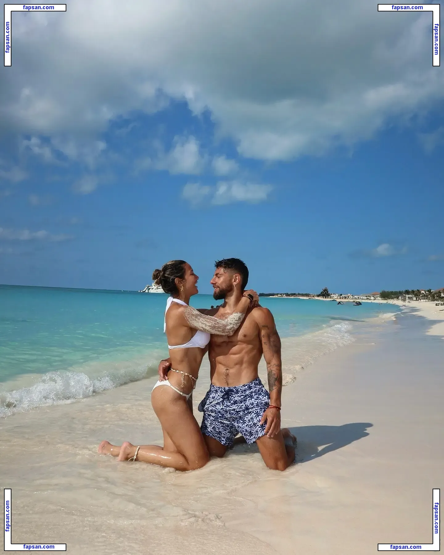 Alejandra Jaramillo голая фото #0041 с Онлифанс