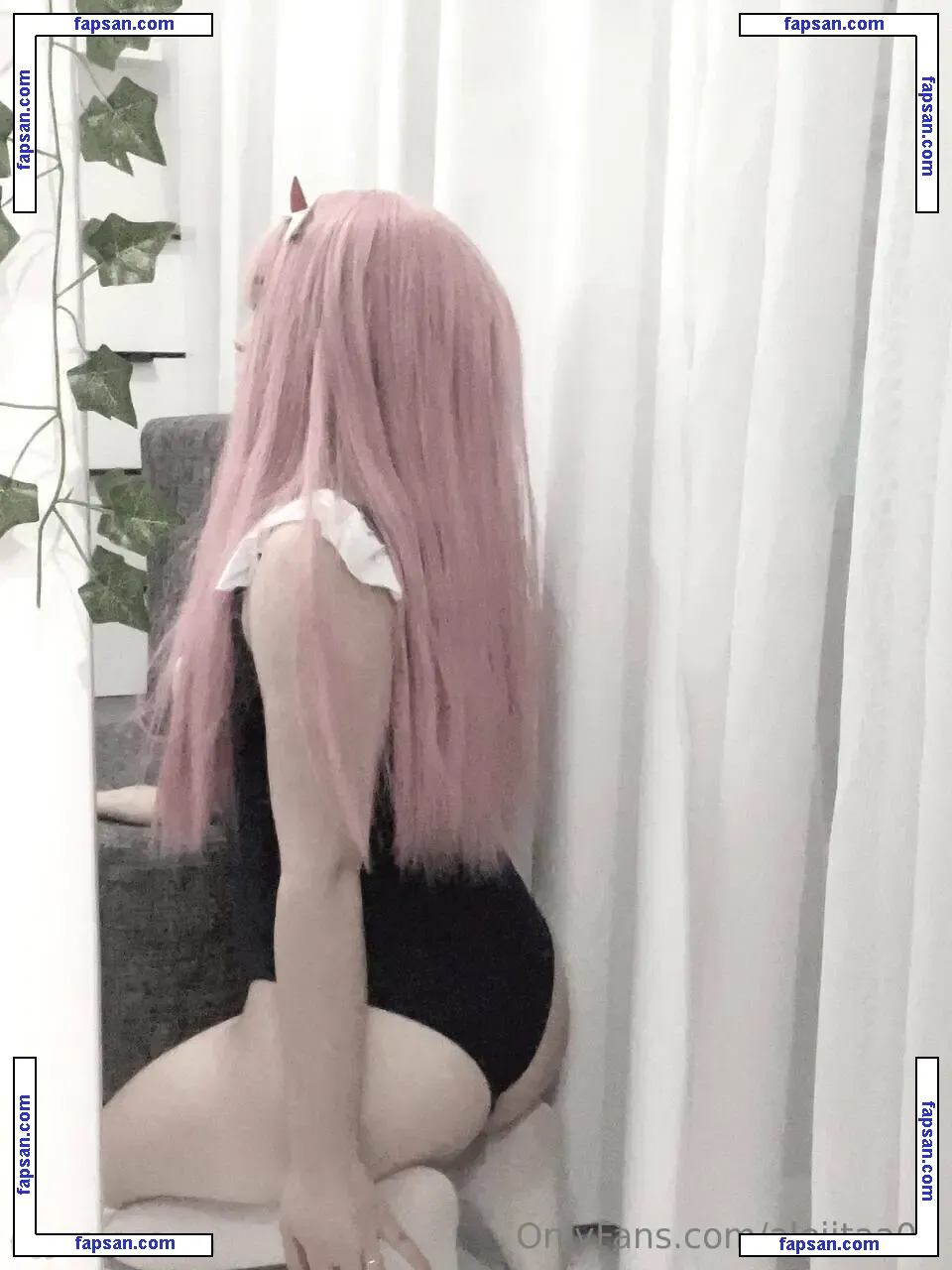 alejitaa02 nude photo #0006 from OnlyFans