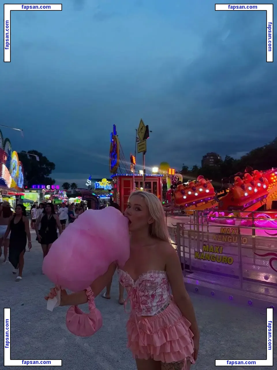 Aleksalore голая фото #0001 с Онлифанс