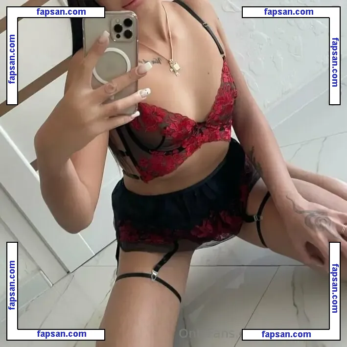 alenasayhii nude photo #0014 from OnlyFans