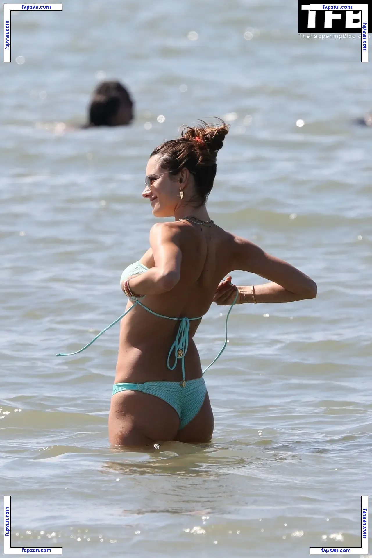 Alessandra Ambrosio голая фото #18676 с Онлифанс