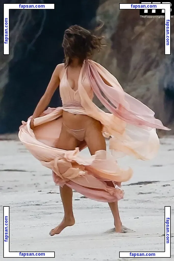Alessandra Ambrosio nude photo #21416 from OnlyFans
