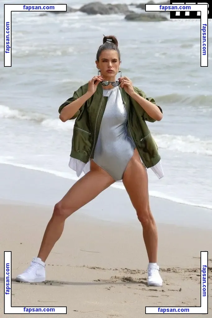 Alessandra Ambrosio nude photo #21423 from OnlyFans