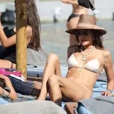 Alessandra Ambrosio голая #6640