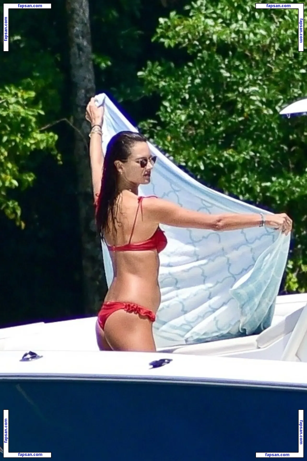 Alessandra Ambrosio голая фото #8555 с Онлифанс