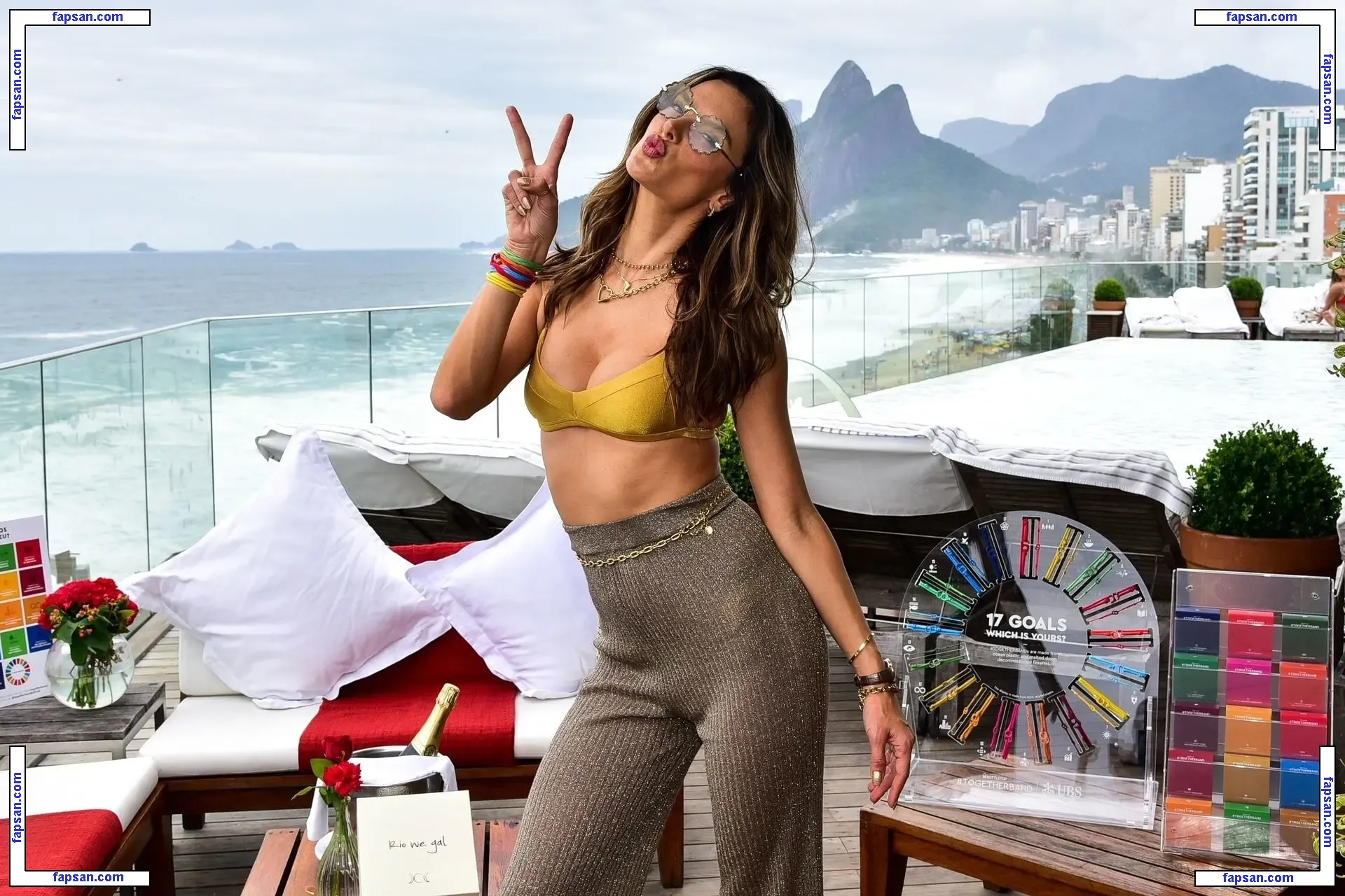 Alessandra Ambrosio голая фото #8966 с Онлифанс