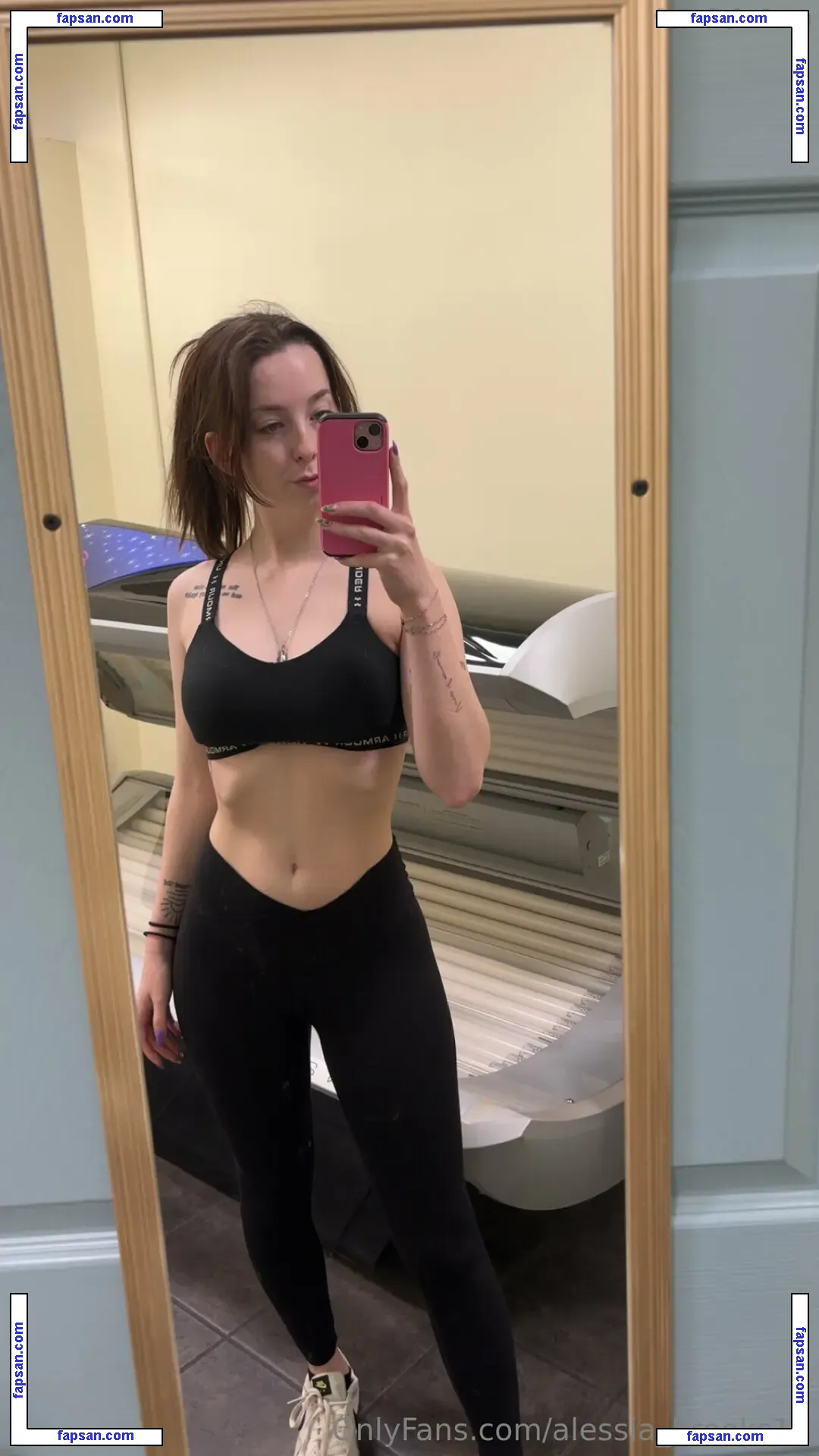 alessia_brooks12 nude photo #0008 from OnlyFans