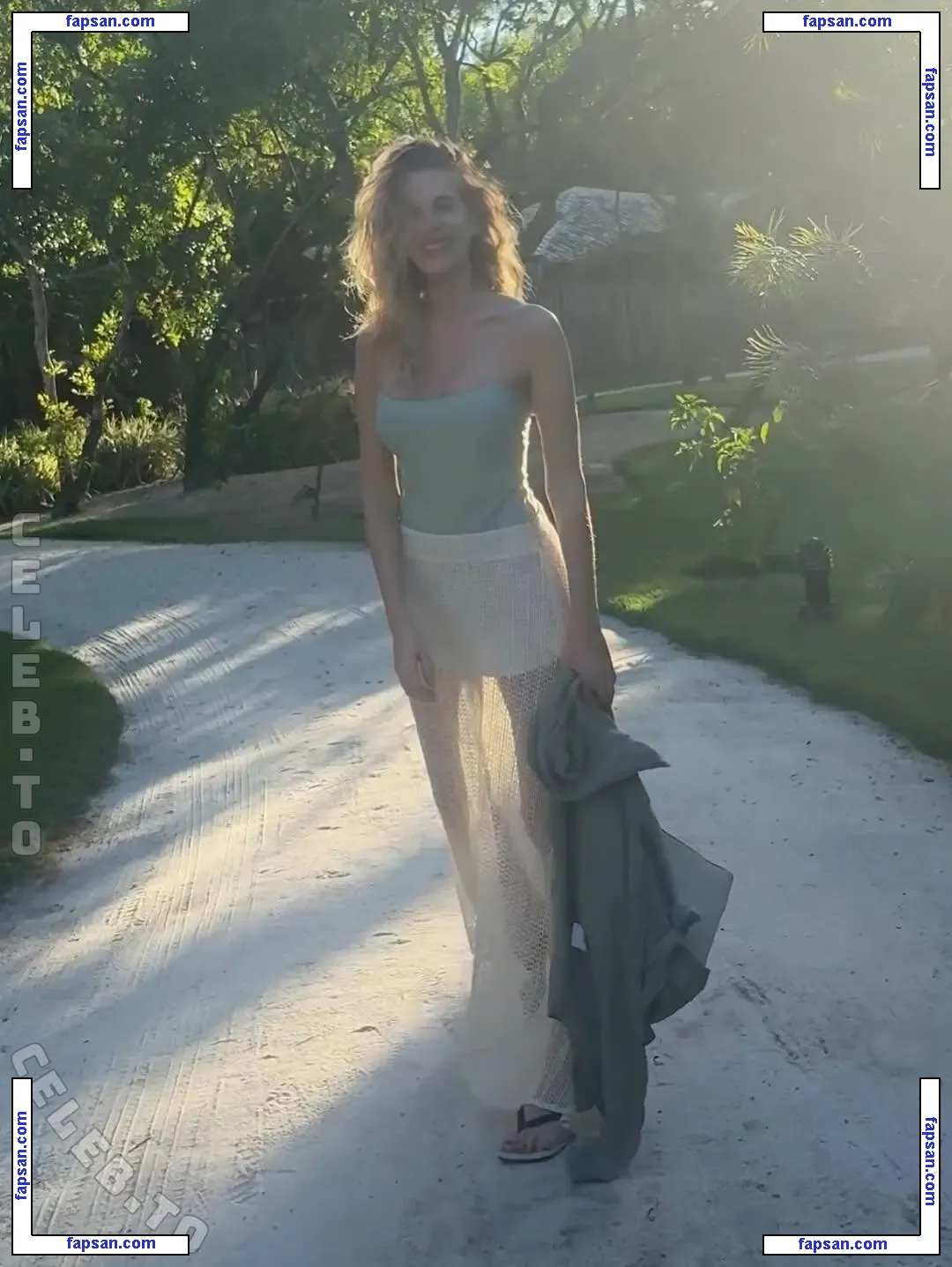 Alessia Marcuzzi nude photo #0210 from OnlyFans