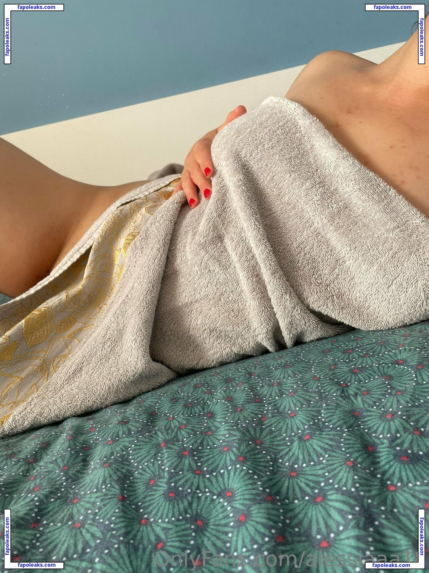 alessiaaa18 / alessiaaa188 nude photo #0025 from OnlyFans
