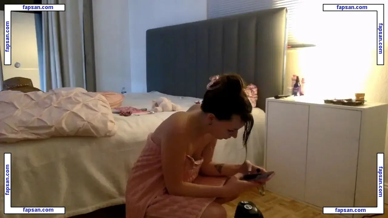 Alex Blake голая фото #0130 с Онлифанс