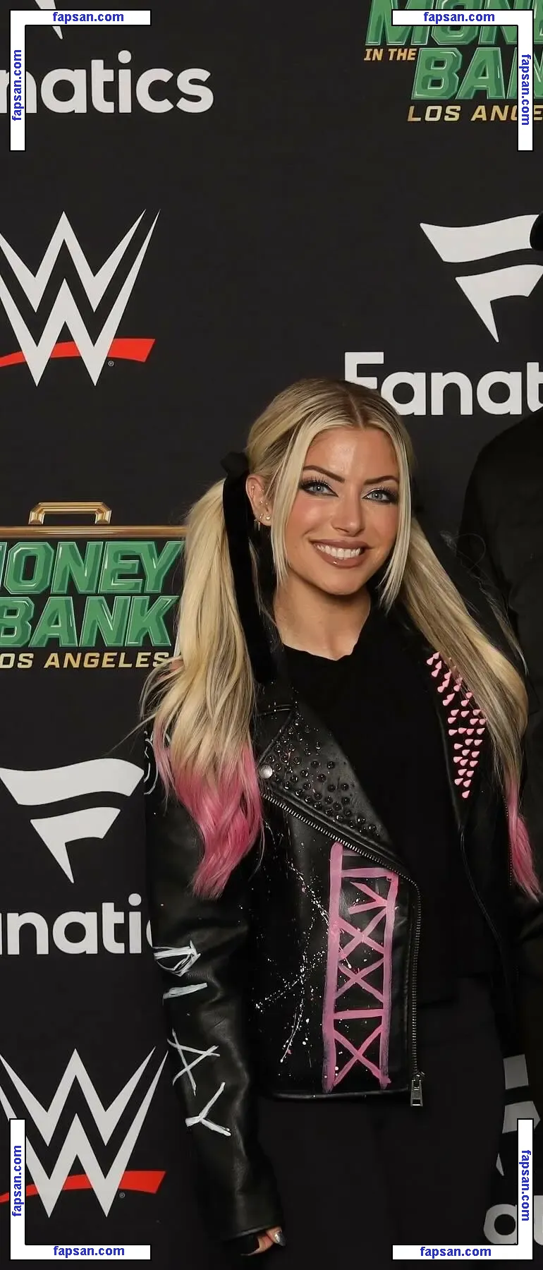 Alexa Bliss голая фото #0456 с Онлифанс