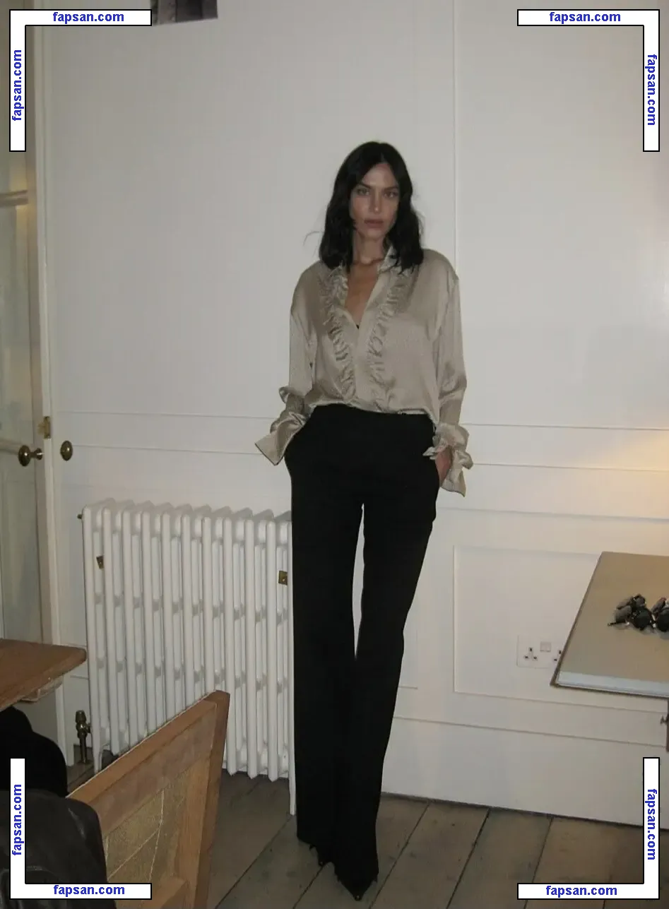 Alexa Chung nude photo #0135 from OnlyFans