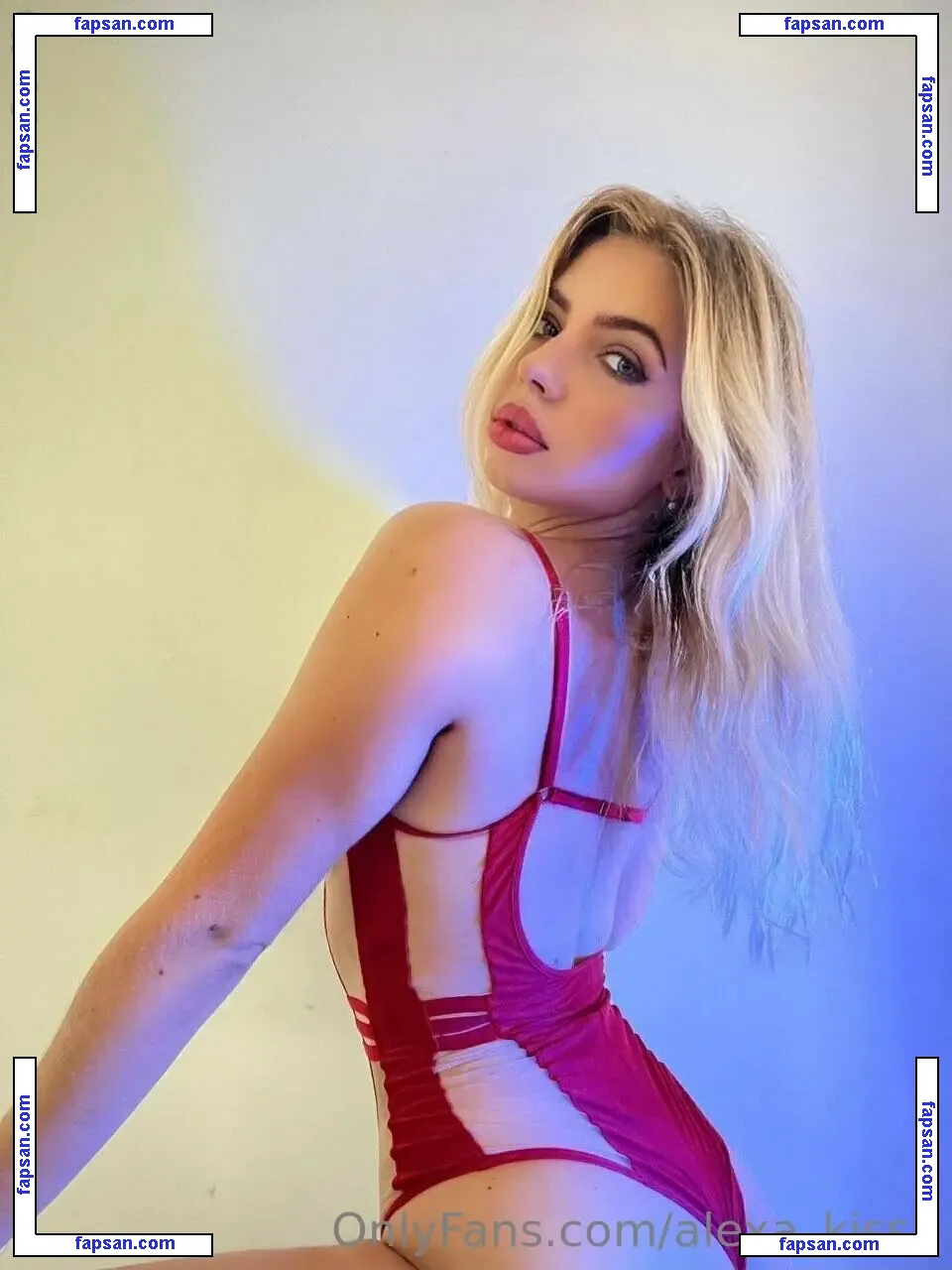 alexa_kiss1 nude photo #0119 from OnlyFans