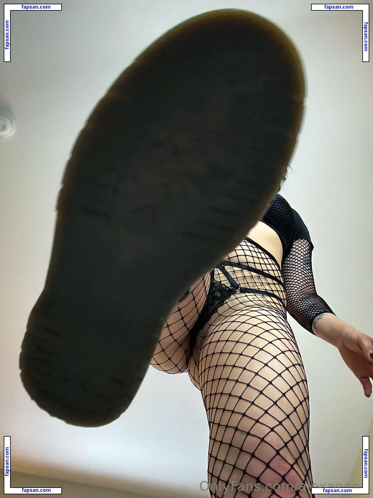 Alexa Pond голая фото #0420 с Онлифанс