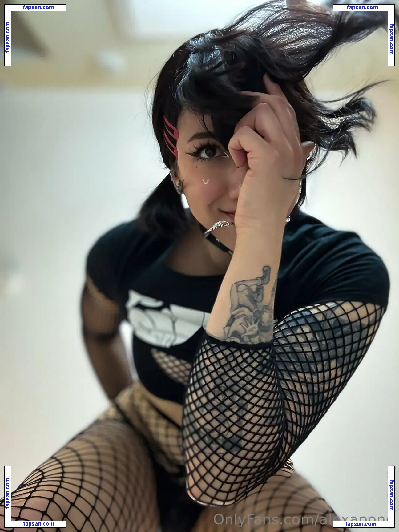 Alexa Pond голая фото #0430 с Онлифанс