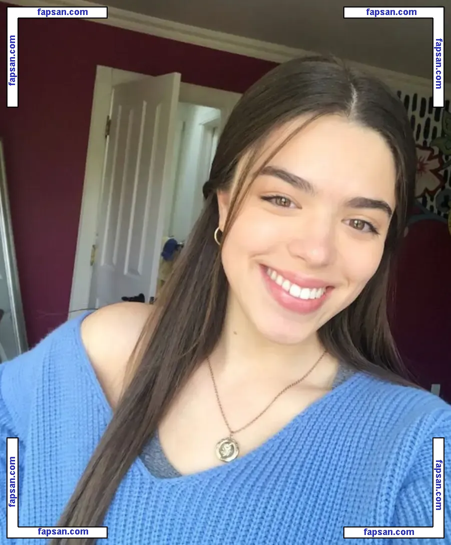 Alexandra Chaves nude photo #0003 from OnlyFans