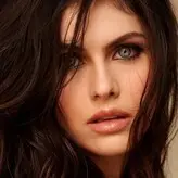 Alexandra Daddario голая #3001