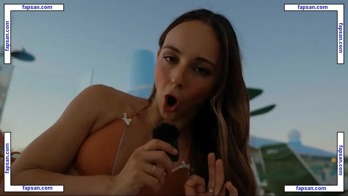 Alexandra Kerr nude photo #0037 from OnlyFans