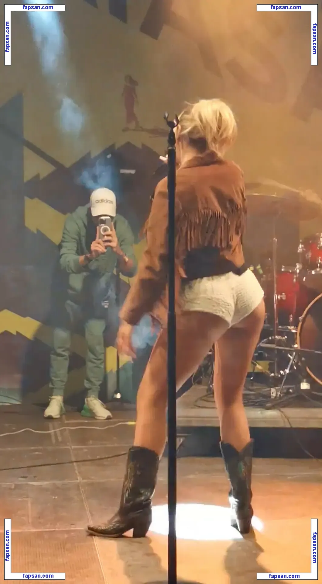 Alexandra Stan nude photo #1508 from OnlyFans