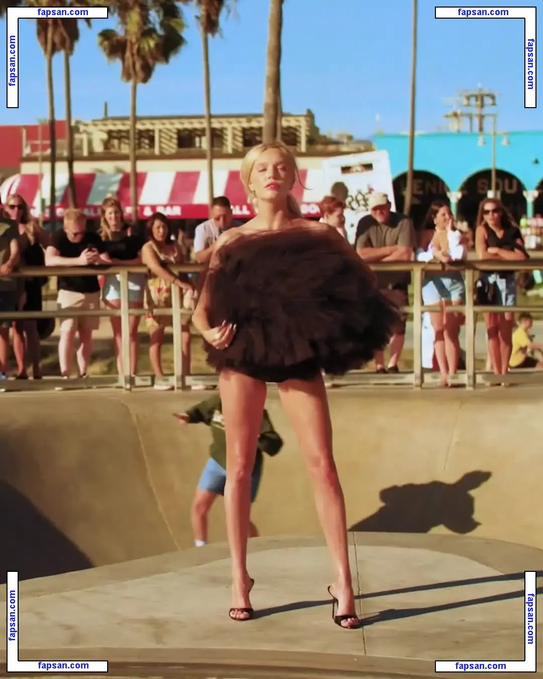 alexcooper голая фото #0006 с Онлифанс