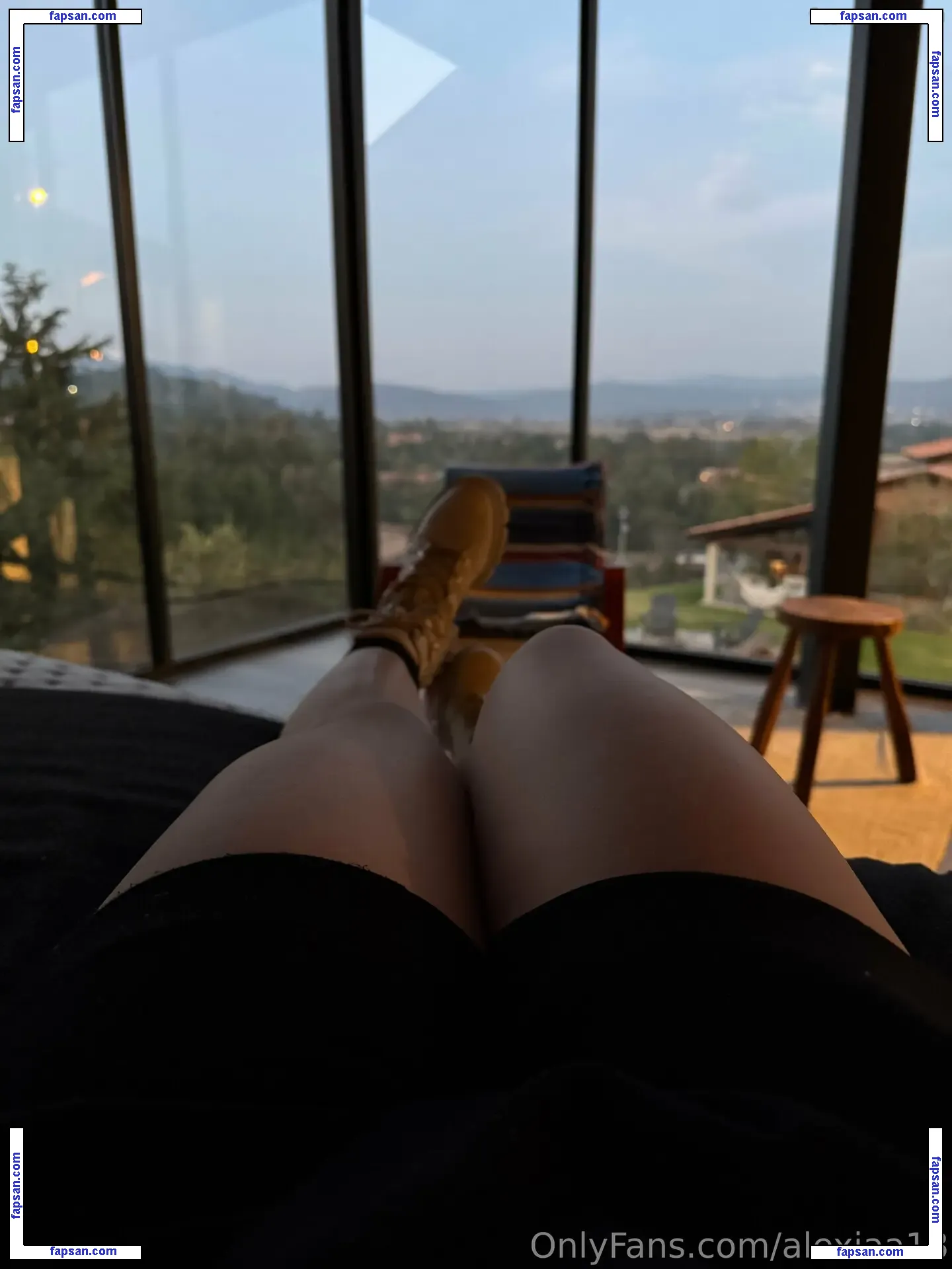 alexiaa18 nude photo #0019 from OnlyFans
