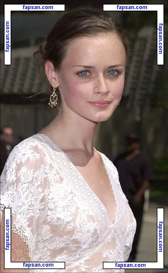 Alexis Bledel голая фото #0144 с Онлифанс