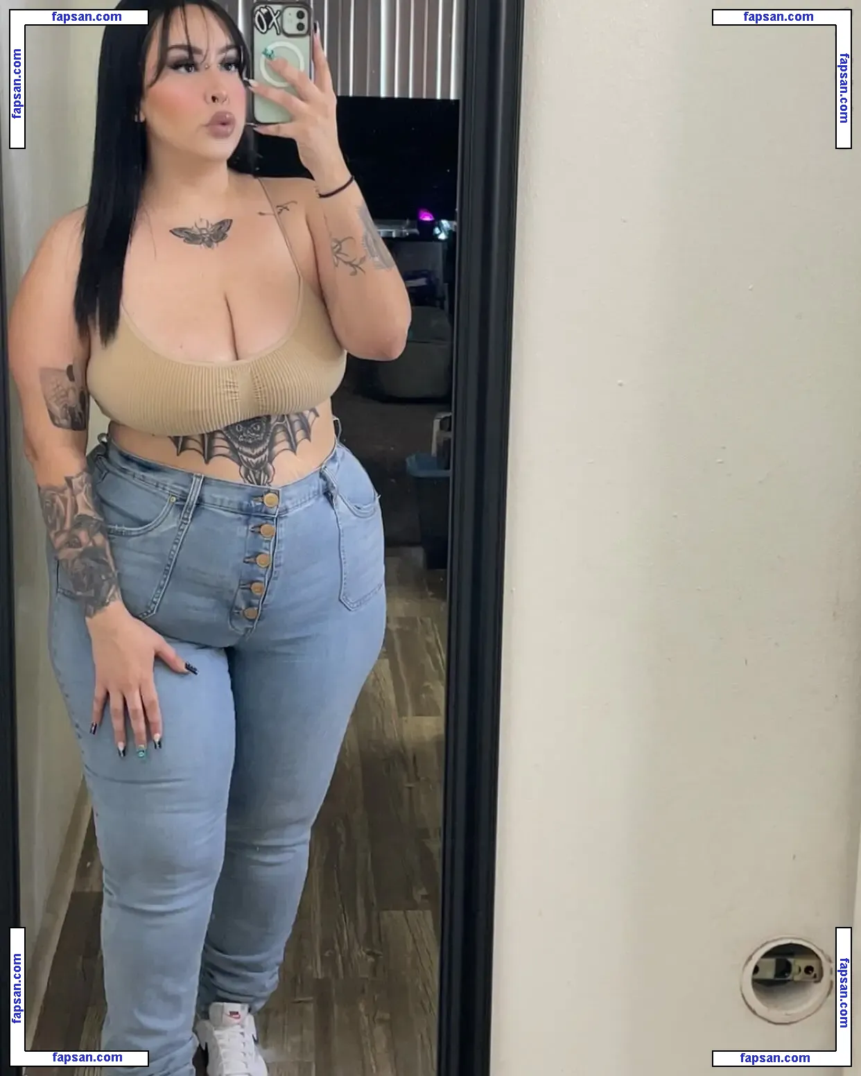 Alexis Chavez nude photo #0001 from OnlyFans