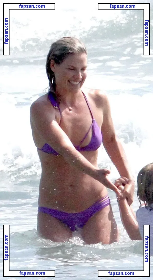 Ali Larter nude photo #0051 from OnlyFans