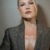 Ali Larter голая #0419