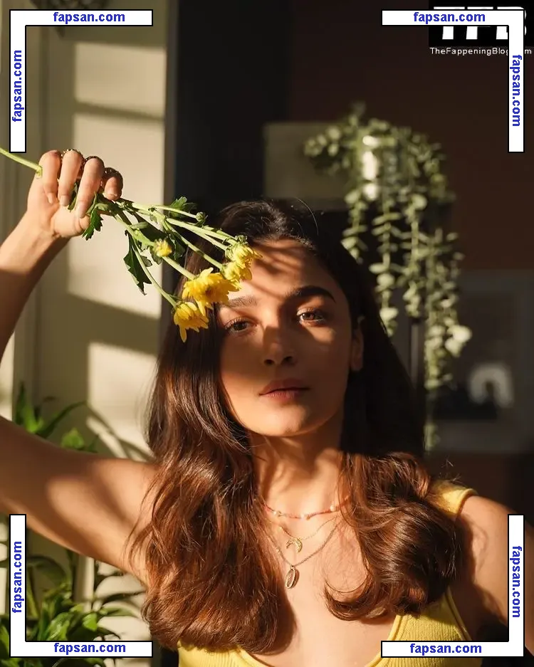 Alia Bhatt nude photo #0011 from OnlyFans