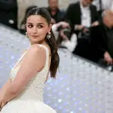 Alia Bhatt голая #0024