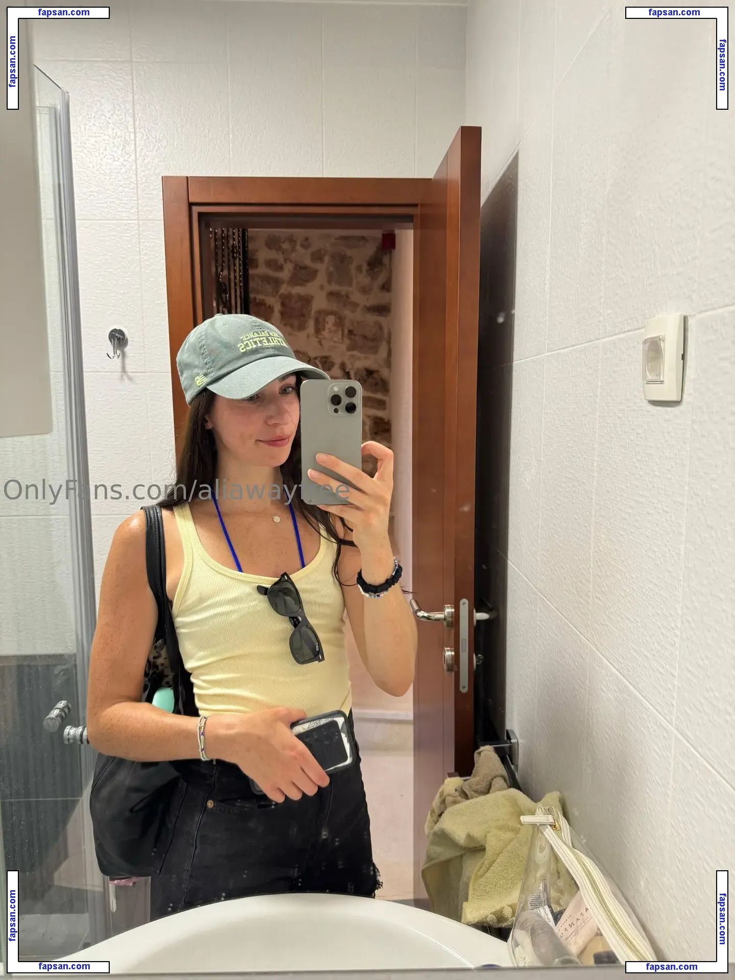 aliawayfree nude photo #0011 from OnlyFans