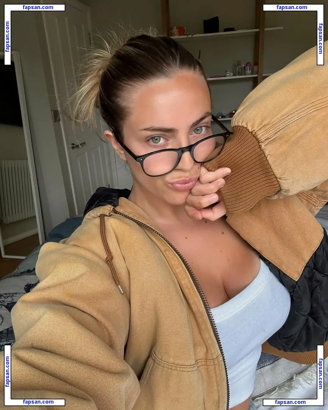 Alice Caruana nude photo #0014 from OnlyFans