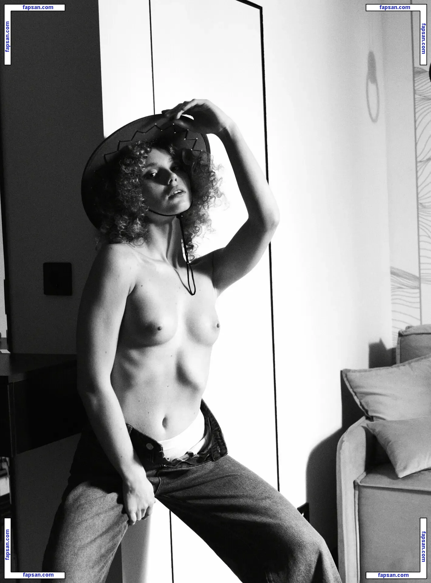 Alice Li Alicerenar Lismagi nude photo #0006 from OnlyFans