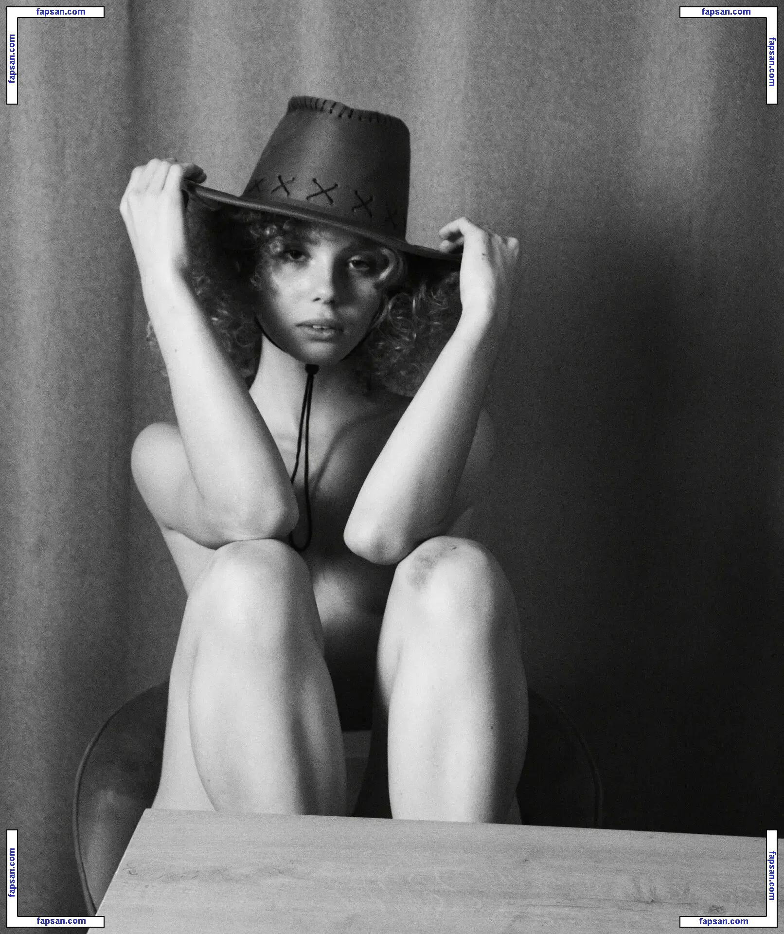 Alice Li Alicerenar Lismagi nude photo #0007 from OnlyFans