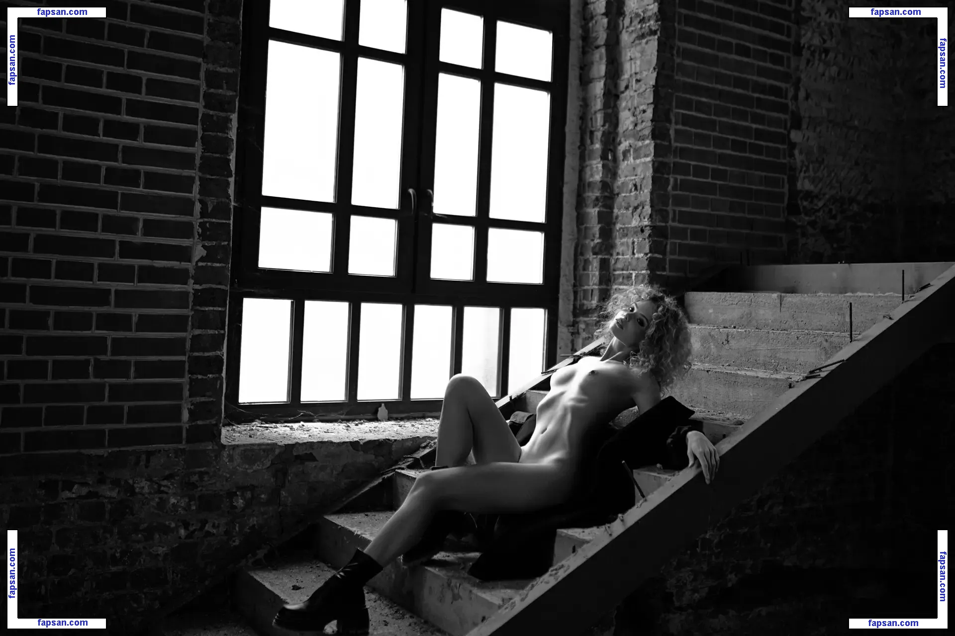 Alice Li nude photo #0100 from OnlyFans