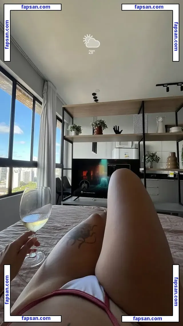 Alice Machado голая фото #0001 с Онлифанс