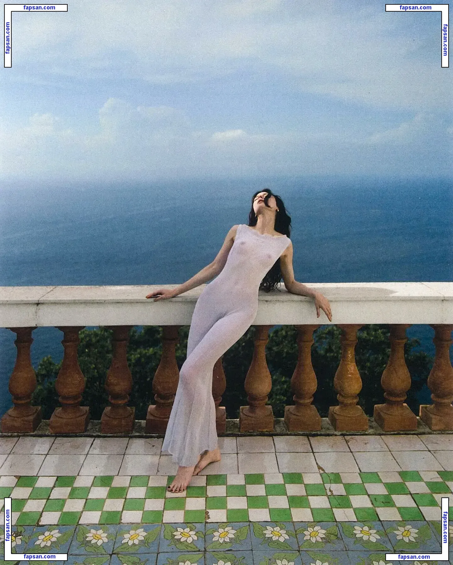 Alice Pagani голая фото #0179 с Онлифанс