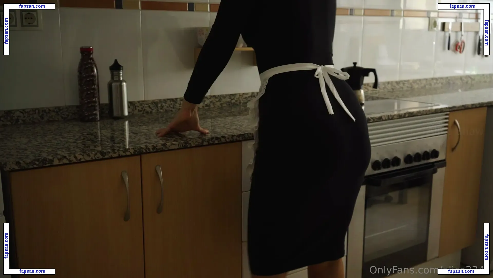 alice2242 голая фото #0043 с Онлифанс