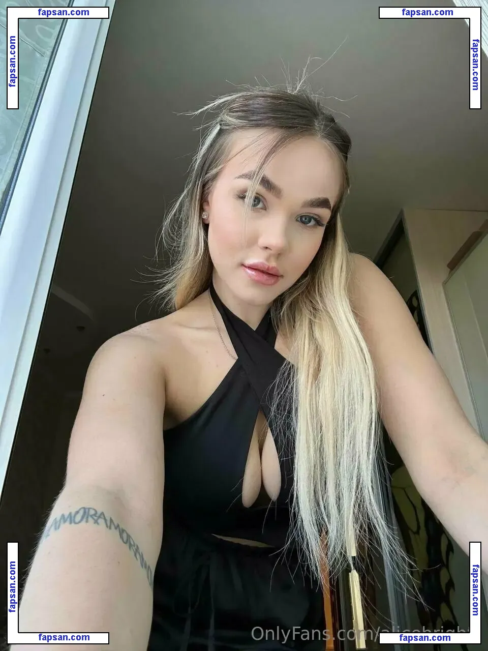 alicebrightt nude photo #0109 from OnlyFans